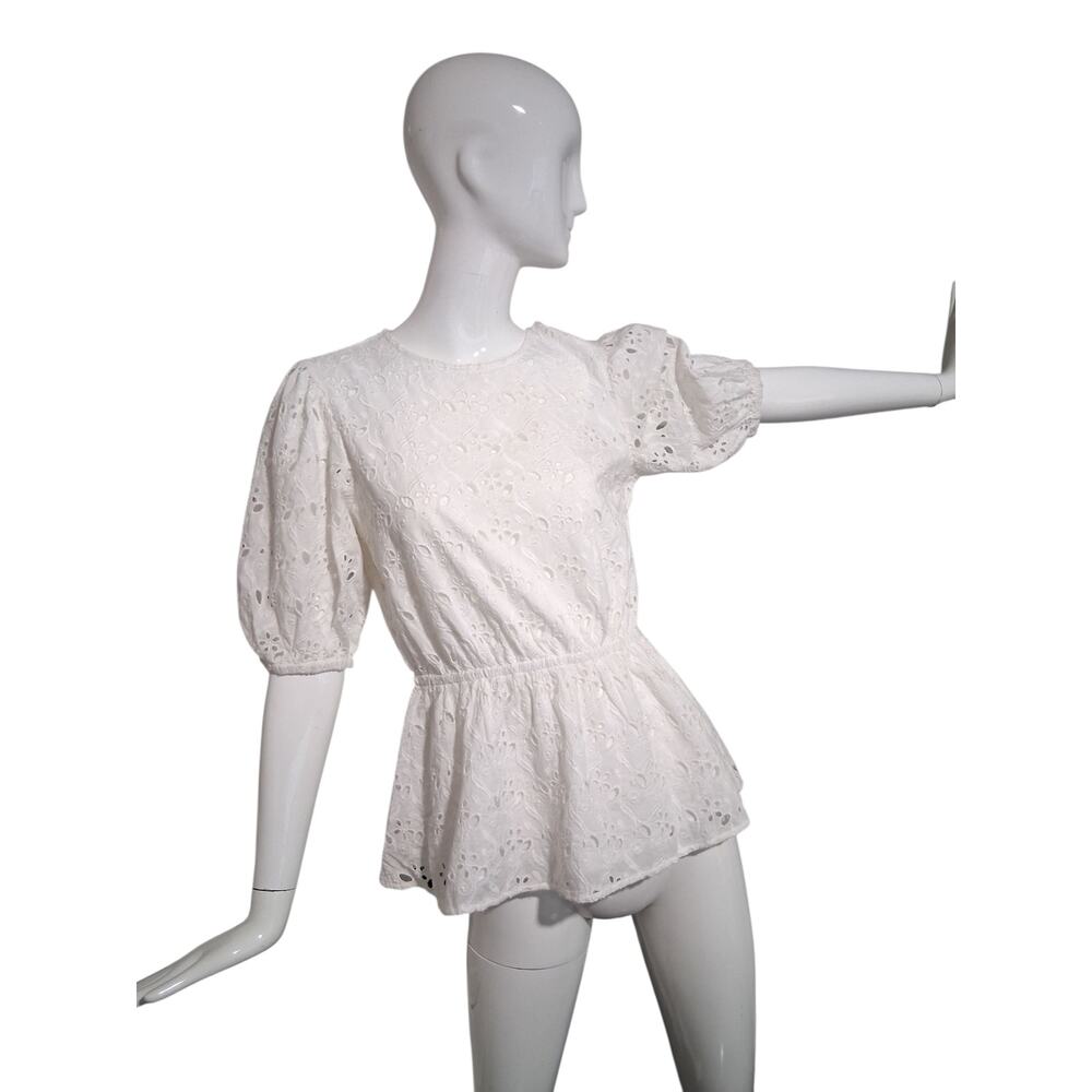 TopShop Women's size S Eyelet Cotton Puff Sleeve Peplum Cottagecore Dainty Top